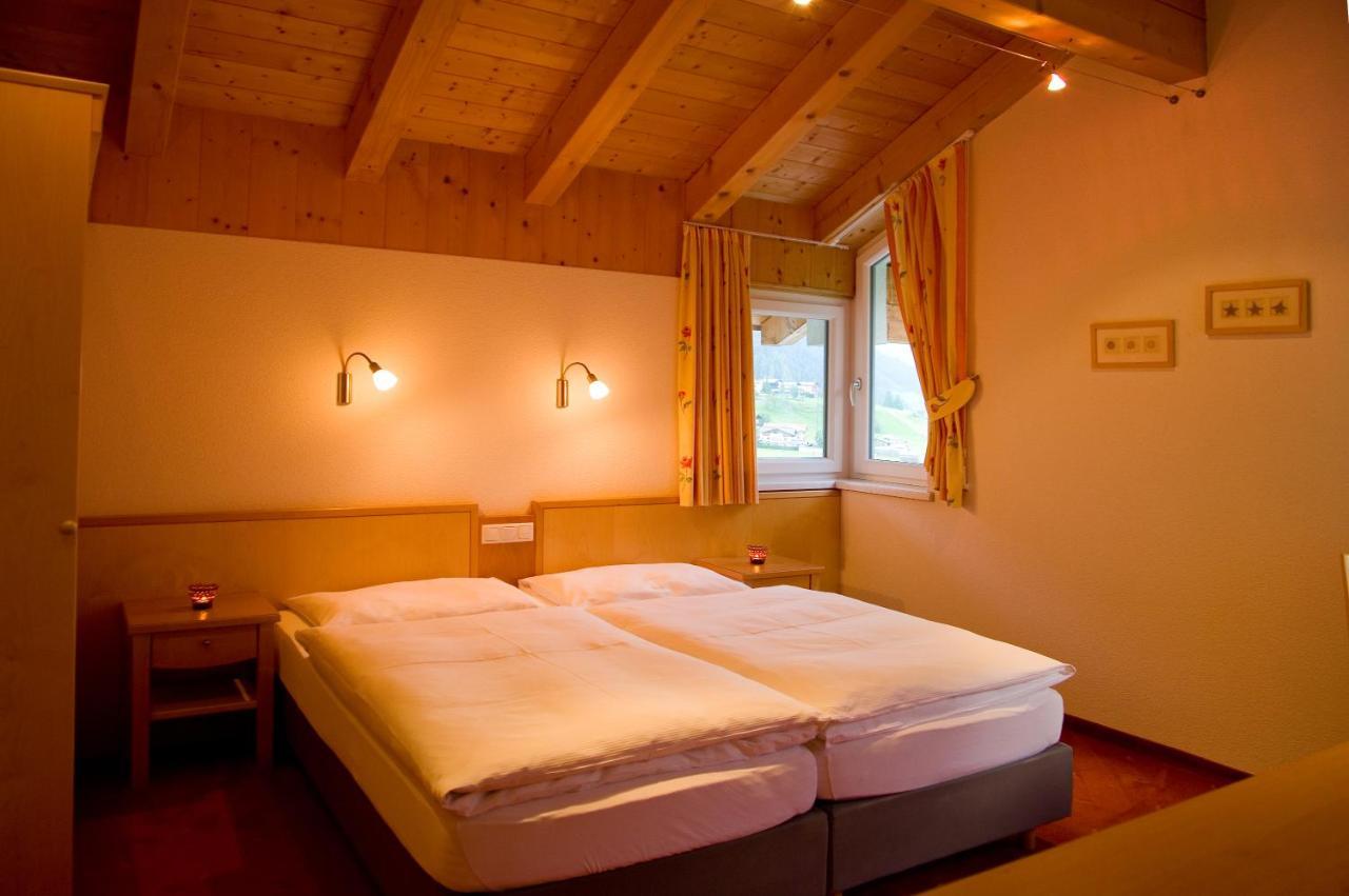 Bed and Breakfast Adrian Sankt Anton am Arlberg Exterior foto